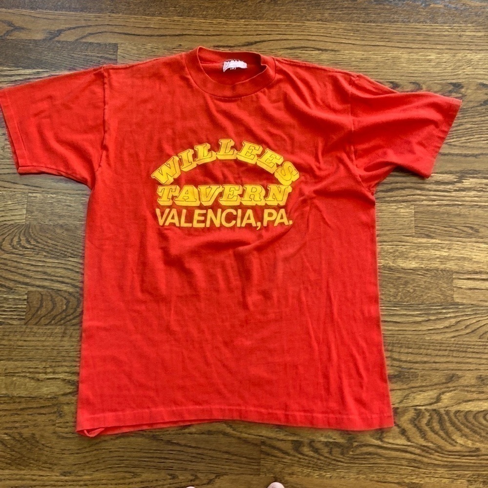 Vintage Willees Tavern Graphic Tshirt - XL‎